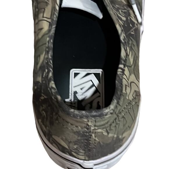 VANS x Star Wars Boba Fett Excellent condition! Mens 6.5 or Womens 8 Rare - Picture 10 of 13